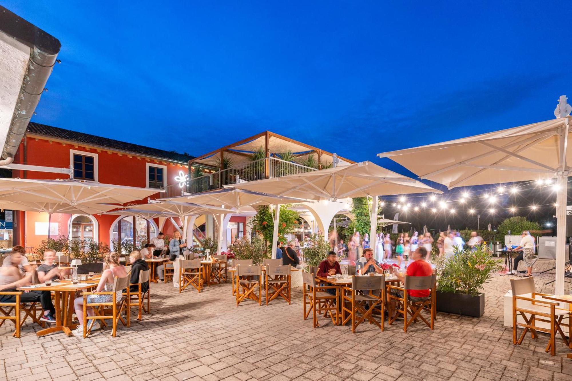 Hotel Club Del Sole Viareggio Family Collection Torre del Lago Puccini Exterior foto